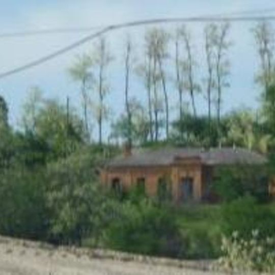 Building of former primary school of Cetireni