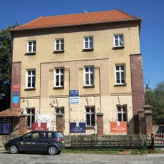 Ochronka, (p. dom dziecka), ob. szkoła