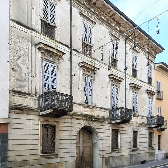 Corso Ettore Archinti 23