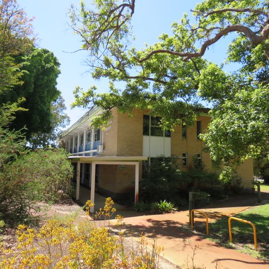 Nedlands Public Library