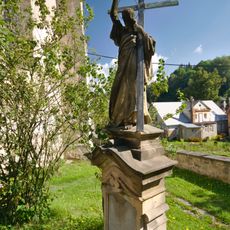 Socha Ježíše na hřbitově v Klášterci nad Orlicí