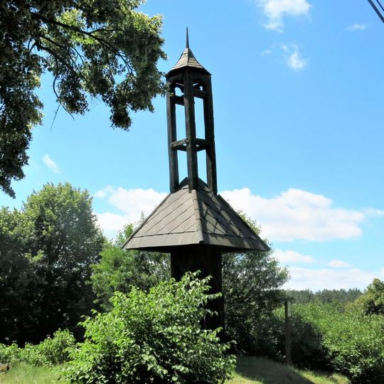 Dřevěná zvonička ve Velkém Hubenově