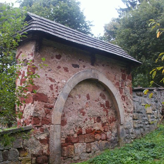 Cemetery gate in Dolní Olešnice