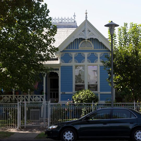 Thomas H. Leggett House
