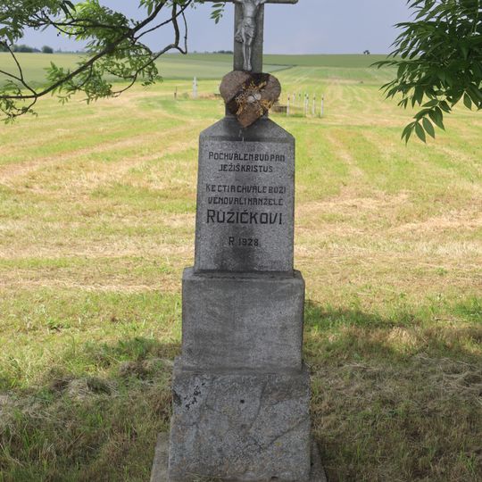 Kříž severně od Budkova