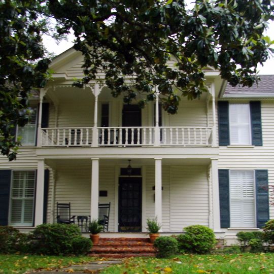 Davis-Adams House
