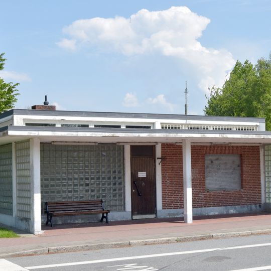 Fährstation: Wartepavillon Süd