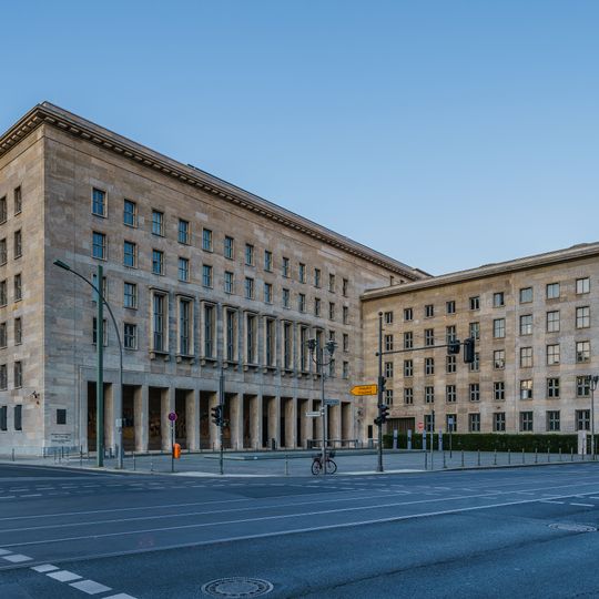 Detlev-Rohwedder-Haus