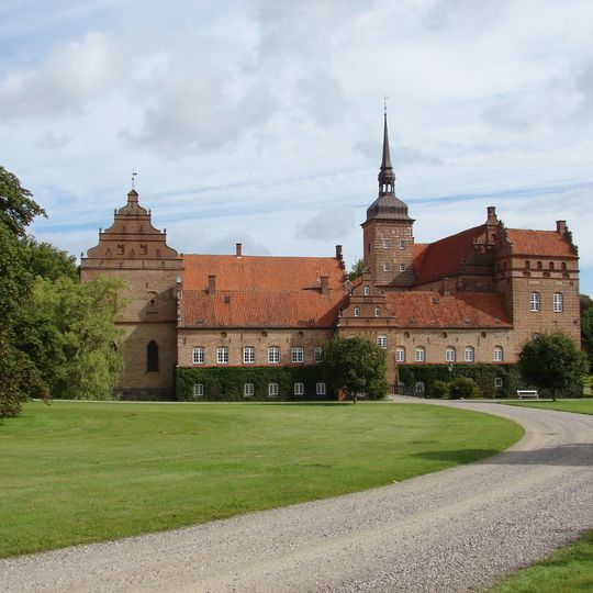 Holckenhavn Castle