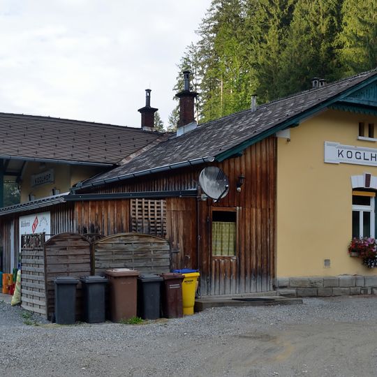 Aufnahmsgebäude Koglhof