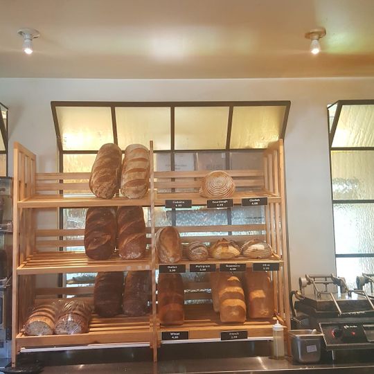 Crispelli’s Bakery & Pizzeria - Berkley