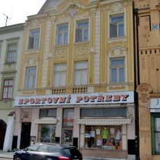 Velké náměstí 35