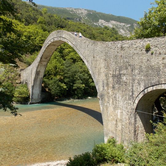Plaka Bridge