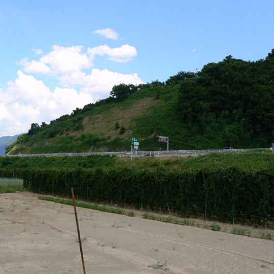 妻女山