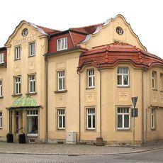 Bahnhofstraße 19