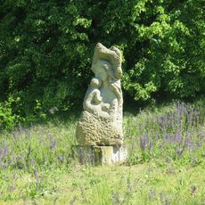 Kamenná Plastika Vintířovská Madona u kaple na Vintířovském vrchu