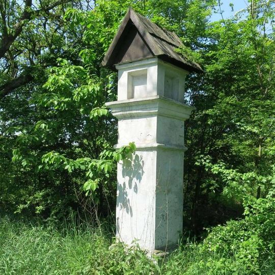 Boží muka u silnice z Teplic do Bohosudova