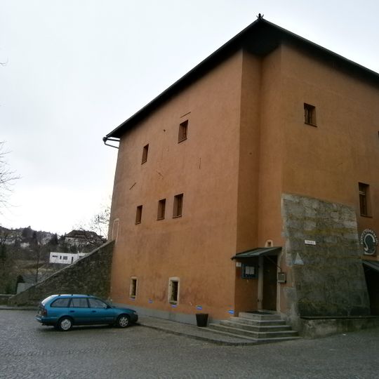 Jugendherberge, ehem. Speicher und Befestigungsanlage