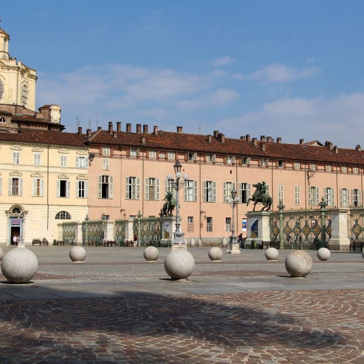 Piazza Castello