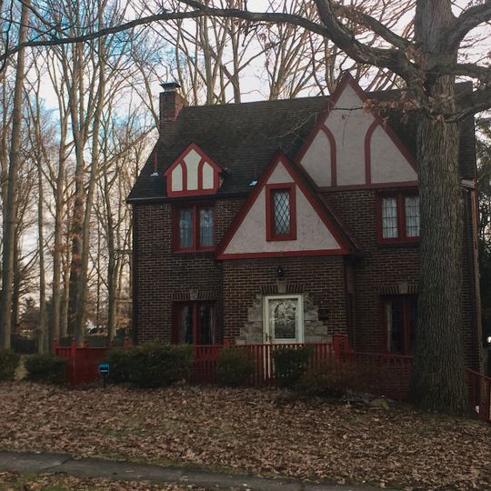 Newport Village Historic District