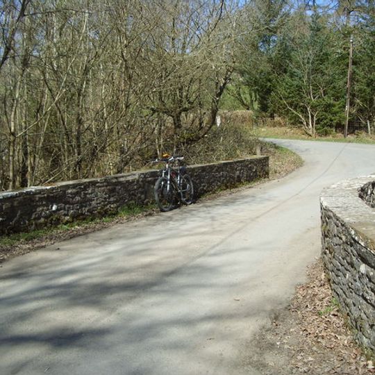 Bridge over Cwm Trafle SE of Ty Dabuan