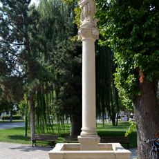 Mariánsky stĺp, podstavec