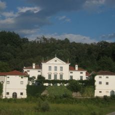 Vogrsko Manor