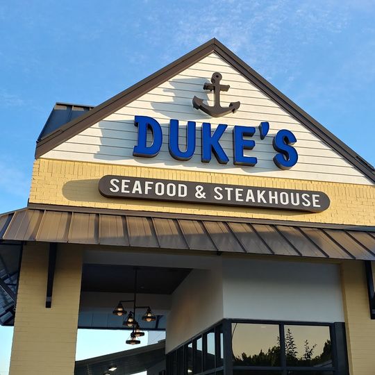 Duke's Seafood & Steakhouse