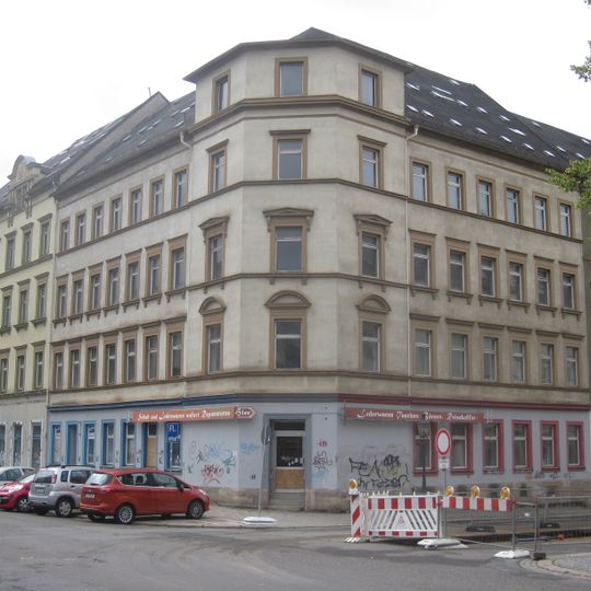 Mietshaus, Eckhaus Karl-Liebknecht-Straße 37