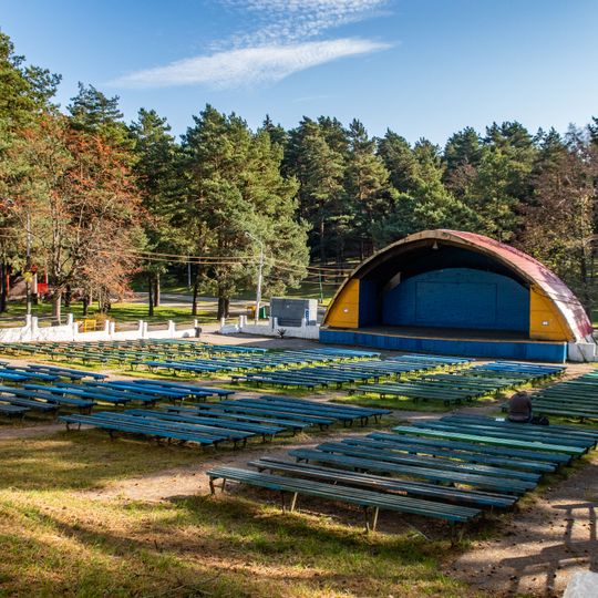 Парк им. 50-летия Великого Октября