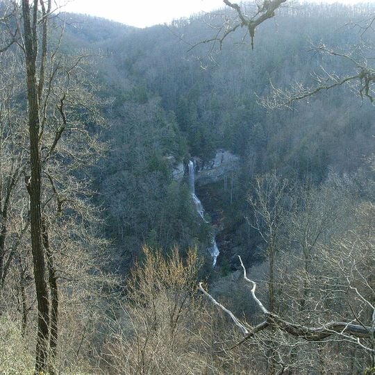 Raven Cliff Falls