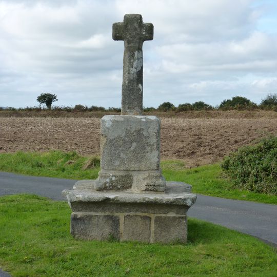 Croix de Kerverder à Ploumilliau