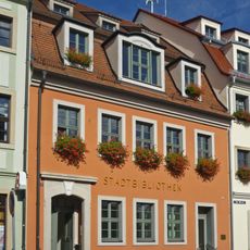 Wohnhaus in geschlossener Bebauung Hauptstraße 2