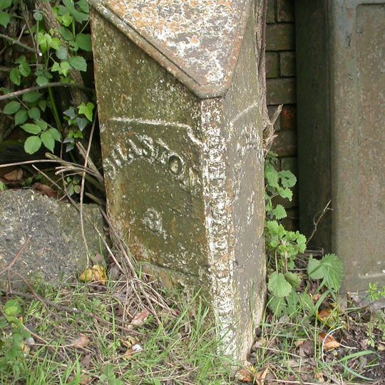 Milepost, Ludwell; E of village next to jcn Dennis Lane