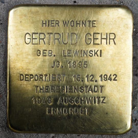 Stolperstein en memoria de Gertrud Gehr