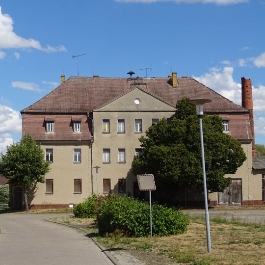 Ehemaliges Herrenhaus eines Rittergutes Straße der Freundschaft 5