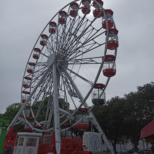Wesołe Miasteczko Robland