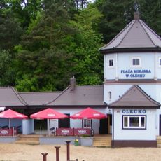 Budynek plażowy (łazienki, kawiarnia)