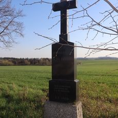 Kříž u JZD v Třebelovicích