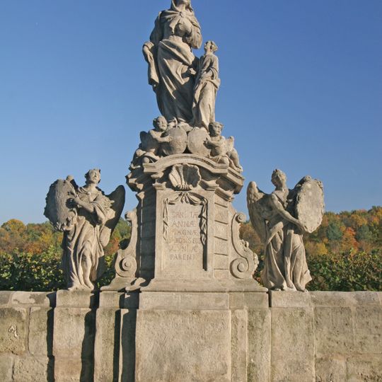 Statue of Saint Anne