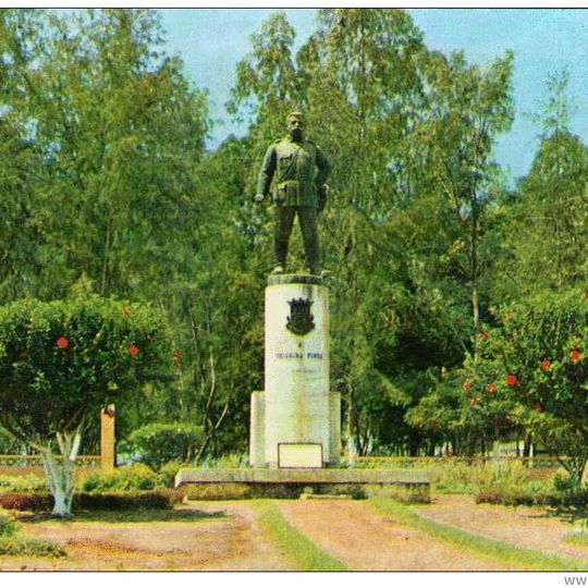 Monumento a Teixeira Pinto
