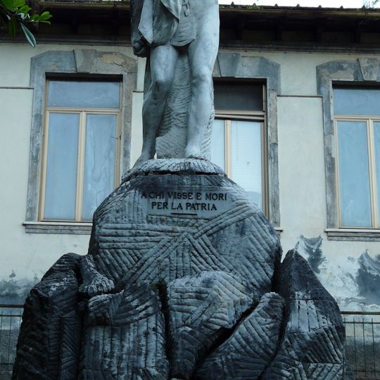 Monumento ai Caduti di Gramolazzo