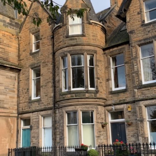 Edinburgh, 21 Colinton Road