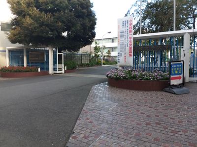 Entrance 0
