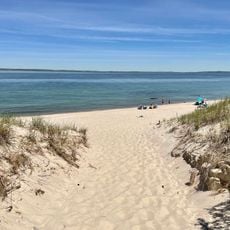 Lamberts Cove Beach