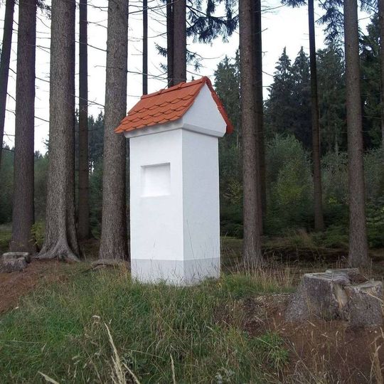 Kaplička severně od Bezděčína
