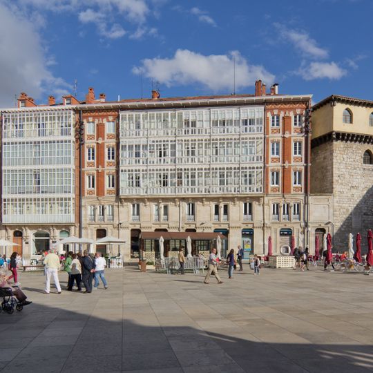 Plaza Rey San Fernando