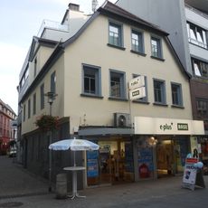 Wohn- und Geschäftshaus