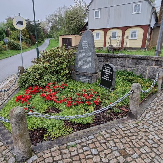 Denkmal für die Gefallenen des Ersten Weltkrieges Schönberg 33b