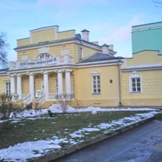 Hunter's House in Homieĺ